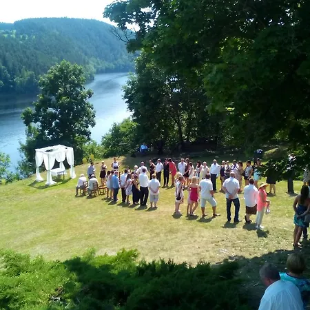 Vltavin Konukevi Zduchovice